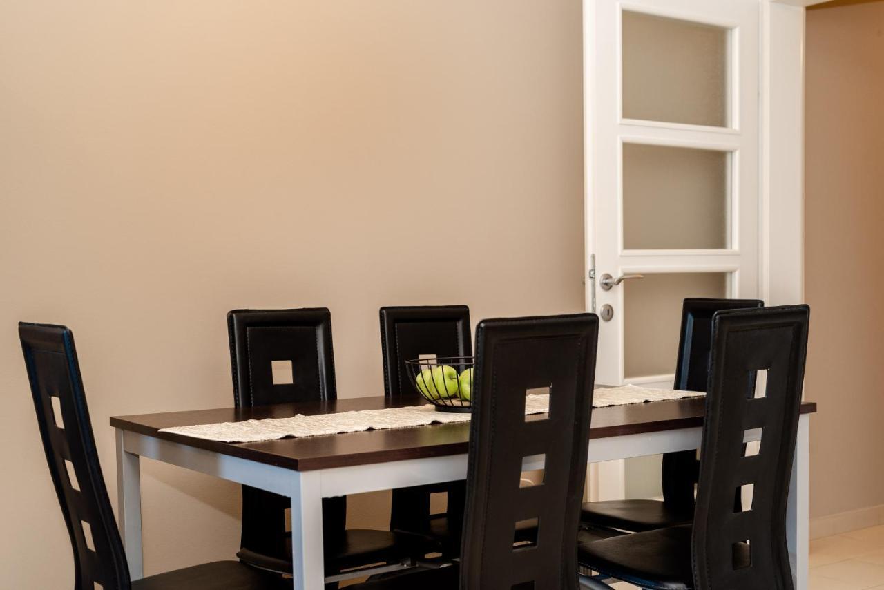 Apartment Cami -Stylish Apartment With A Beautiful Seaview 라벡 외부 사진