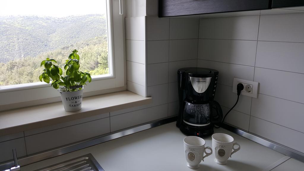 Apartment Cami -Stylish Apartment With A Beautiful Seaview 라벡 외부 사진